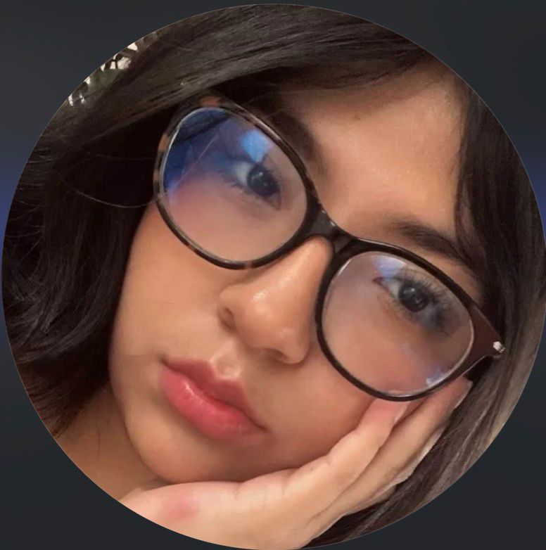 Fernanda R.